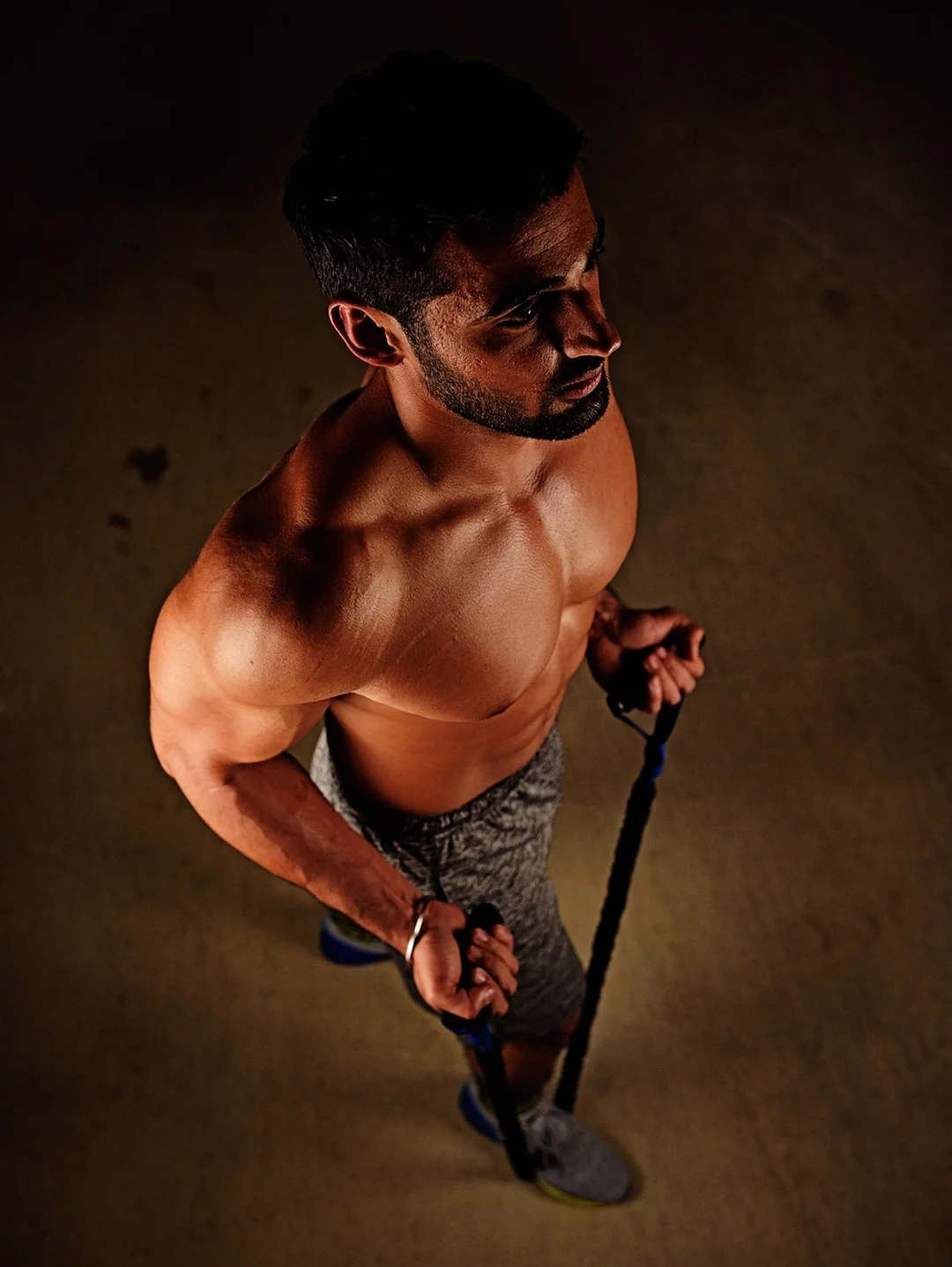 Najlepszy automatyzacja marketingu siłowni - Kryteria wyboru - man, indian, fit, fitness, gym, gym equipment, indian man, exercise, bodybuilding, workout, workout gear, training, muscles, 
